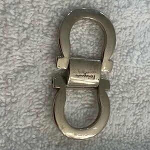 Ferragamo classic belt buckle